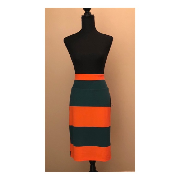 LulaRoe Cassie Skirt Striped Size Large Stretch - Picture 4 of 10